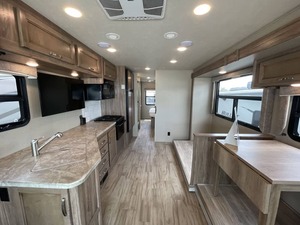 Autocar Vision 31V d'occasion 2019 prêt à la vente - Product Image 3