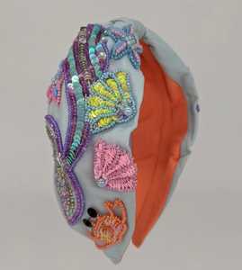 Bandeaux brodés à la main en forme d'étoile de mer avec ajustement doux et rembourré facile à porter perlé à la main - Product Image 2