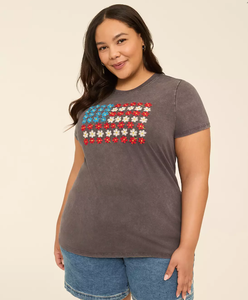 Camiseta con gráfico de bandera americana de talla grande para mujer de alta calidad de algodón OEM ODM suministro personalizable al por mayor Bangladesh - Product Image 2