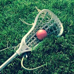 Bâton de crosse tout temps personnalisé solide défense/midfield arbre de crosse de haute résistance avec crosse sur mesure - Product Image 6