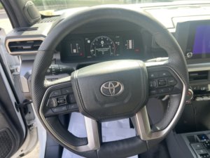 Toyota Tacoma SR5 d'occasion propre 2024 - Product Image 4
