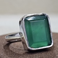 Bague fine en argent sterling 925 Excellente qualité Designer fait à la main Unique Classique Dernière pierre précieuse Onyx vert naturel à la mode