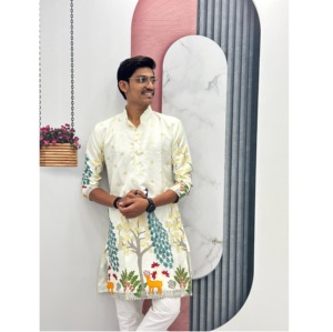 Kurta de haute qualité et au design haut de gamme pour les garçons d'honneur, vêtements ethniques assortis pour les fonctions de mariage disponibles en grande quantité - Product Image 1