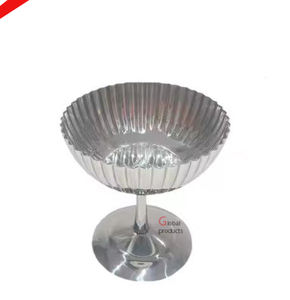 Cuenco de servicio de metal con acabado plateado de alta calidad con soporte de hoja dorada para hotel y restaurante - Product Image 3