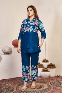 Ensemble Kurti et pantalon imprimé floral pour femmes, ensemble coordonné en coton, vêtements ethniques décontractés pour femmes - Product Image 2