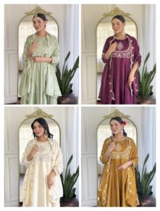 Kurti de algodón de diseño elegante de nueva colección para mujer con bordado tradicional indio disponible a precios mayoristas - Product Image 6