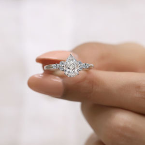 Anillo de Compromiso de Oro Rosa de 18 Quilates con Diamante en Forma de Pera de 2 Quilates, Certificado por GRA, Regalo de San Valentín para Mujer - Product Image 1