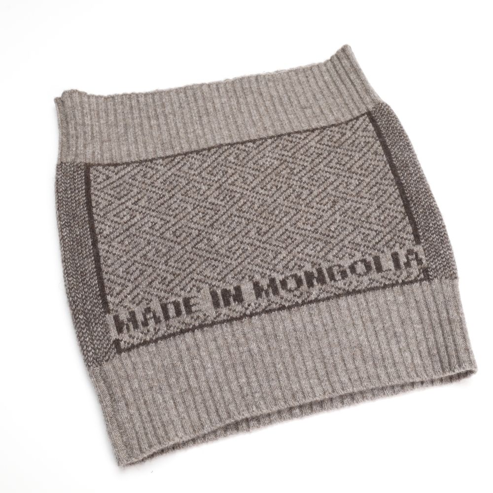 สีน้ำตาล