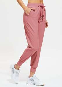 Pantalones de chándal con estilo | Pantalones de chándal modernos para gimnasio, ropa de calle de viaje y ropa de moda diaria - Product Image 4