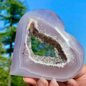 Cristal de Ágata Natural de 134G con Certificación de Calidad AAA+, Tallado a Mano en Forma de Corazón, Gema Curativa, Gem173 - Product Image 2