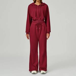 Ensemble de survêtements de fitness Streetwear stylé pour femmes, vêtements de sport et de détente extensibles et confortables - Product Image 5