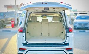 Toyota Land Cruiser VXR SUV 2023, 300-400 CV, 400-500 Nm, Motor de Aspiración Natural, Automático, 5 Bolsas de Aire, 25001-50000 Millas, en Venta - Product Image 5