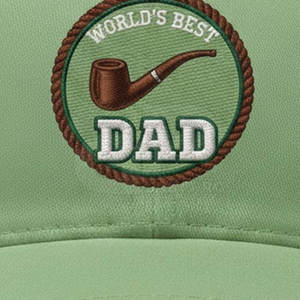 Casquette « Meilleur papa du monde » pour la fête des pères avec logo brodé personnalisé sur le devant et design classique à profil bas - Product Image 6