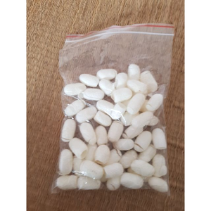 COCON DE SOIE BLANCHE PURE/RÉCOLTÉ AVEC SOIN/FABRIQUÉ AU VIETNAM - Product Image 4