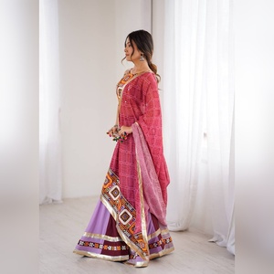 Lehenga Choli con Bordado Intenso para Mujer, Diseño Indio para Bodas y Fiestas, Cosido y Listo para Usar, al por Mayor - Product Image 6