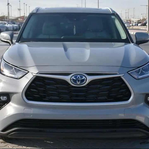 Toyota Highlander 2024 Usado, Volante a la Izquierda, Asientos de Cuero, Cámara Trasera, Pantalla Táctil, Faros de Xenón, Emisión Euro IV, Origen Estadounidense, en Venta - Product Image 2