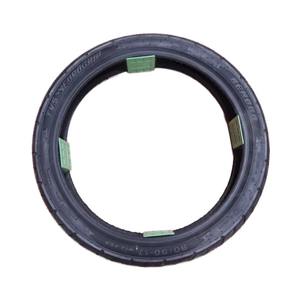 Neumático de motocicleta de 2 ruedas TVS de calidad, fabricado en India, tamaño 90-90-17, disponible para la venta a un precio asequible en el país de Perú - Product Image 1