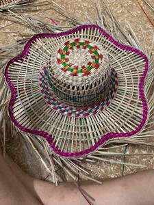 Sombrero de paja arcoíris de alta calidad México grande ancho colorido para ocasiones especiales del proveedor superior 99 DATOS dorados - Product Image 3