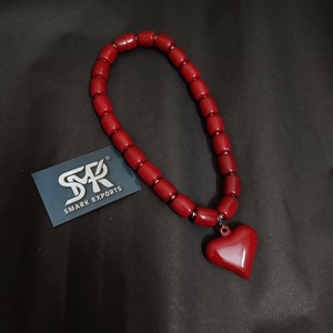 Collier pendentif cœur en résine rouge léger fait à la main, perles épaisses, modèle ange, pour la mode quotidienne tendance des femmes - Product Image 6