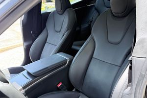 Tesla Model S Plaid 2022 Usado en Excelentes Condiciones - Product Image 4