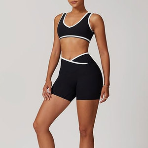 Conjuntos Deportivos de Yoga para Mujer - Sujetadores Deportivos con Tirantes Ajustables y Convertibles, Transpirables, de Secado Rápido, Pantalones Cortos, Ecológicos, Lavados - Product Image 4