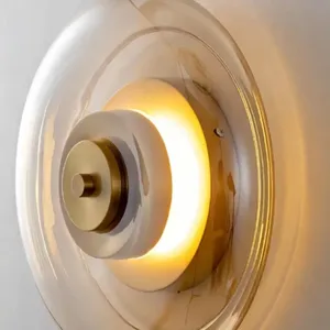 ไฟติดผนัง LED ทรงดิสก์ รุ่น Avelune 4W/6W พร้อมรีโมทคอนโทรล ตัวโคมทองเหลือง สำหรับห้องนั่งเล่นและห้องนอน - Product Image 5