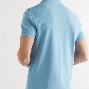 Polo de streetwear premium pour homme |   Tissu piqué bleu ciel arctique uni, respirant, léger, décontracté, style urbain, haut de base - Product Image 6