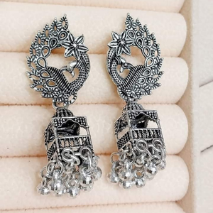 2024 mode Bollywood traditionnel indien fête de mariage porter des bijoux pour les femmes oxydé glands Jhumka Jhumki boucles d'oreilles pour les femmes - Product Image 5