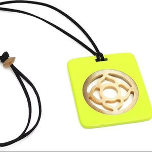 Pendentif style animal de qualité supérieure en résine et corne de buffle naturelle BY HF CRAFTS - Product Image 5