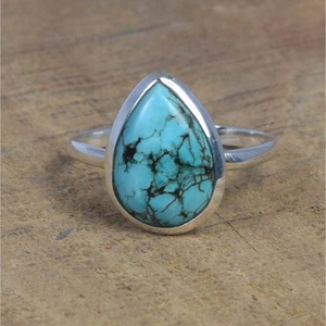 Anillo de Plata de Ley 925 con Turquesa Azul Cielo Natural en Engaste de Bisel, Joyería Personalizada al por Mayor, Regalo de Lujo para Bodas y Fiestas para Mujeres y Niñas - Product Image 1