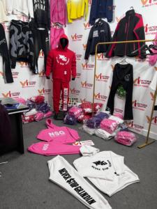 Nuevo Conjunto Deportivo de Dos Piezas para Mujer, Otoño Invierno, Informal, de Algodón, Bordado, con Capucha, Manga Larga, Sudadera Cálida y Pantalones Largos - Product Image 6