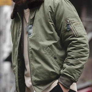 Chaqueta bomber cálida para hombre y mujer con logotipo personalizado con forro de aislamiento suave de ajuste ajustable y durabilidad de invierno al aire libre - Product Image 5