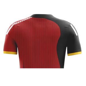 ชุดฟุตบอลสำหรับผู้ใหญ่แบบยูนิเซ็กซ์ ระบายอากาศได้ดี แห้งเร็ว คอกลม แขนสั้น สกรีนลายแบบซับลิเมชั่น เป็นมิตรกับสิ่งแวดล้อม ผลิตจากโพลีเอสเตอร์ 100% - Product Image 5