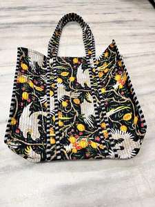 Bolso de mano acolchado de algodón hecho a mano de primera calidad para mujer, estampado de pájaros, cierre de impresión Digital, correa de hombro cómoda para ir de compras - Product Image 4
