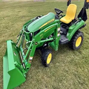 Tractor de Orugas John Deere 1023E y 1025R Usado, Motor Cummins de 150HP, Maquinaria Agrícola 4x4 con Motor - Product Image 1