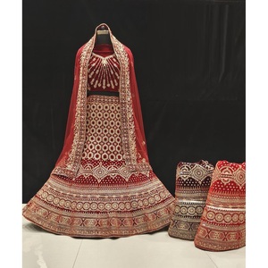 Lehenga Choli Femme à Manches Courtes en Velours Lourd Brodé, Double Dupatta Gaufré, Idéal pour Mariage et Fêtes – Meilleures Ventes - Product Image 1