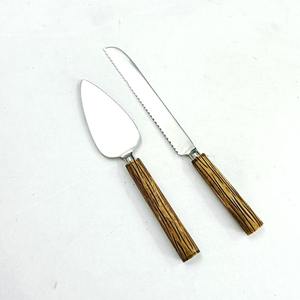 Fabriqué en Inde de haute qualité Vintage Royal Design Hotel & Restaurant utilisation gâteau serveur ensemble de poignée en os naturel pour mariage - Product Image 1