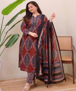 DERNIÈRE IMPRESSION NUMÉRIQUE EN COTON AVEC SEQUENCE TRAVAIL HAUT BAS AVEC DUPATTA CASUAL WEAR PRIX DE GROS VÊTEMENT ETHNIQUE - Product Image 1