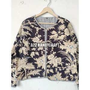 Chaqueta acolchada con ribete floral hecha a mano para mujer, Chaqueta corta de algodón Reversible para fiesta, regalo perfecto - Product Image 3