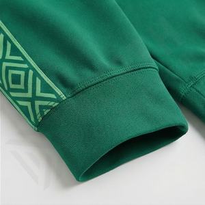 ชุดเซ็ตแทรคสูทผู้หญิง 2 ชิ้น เสื้อแจ็คเก็ตครอปซิปผ้าฝ้ายพรีเมียม 100% สำหรับฤดูหนาว กางเกงทรงหลวม แฟชั่นสตรีทแวร์มีฮู้ด - Product Image 6