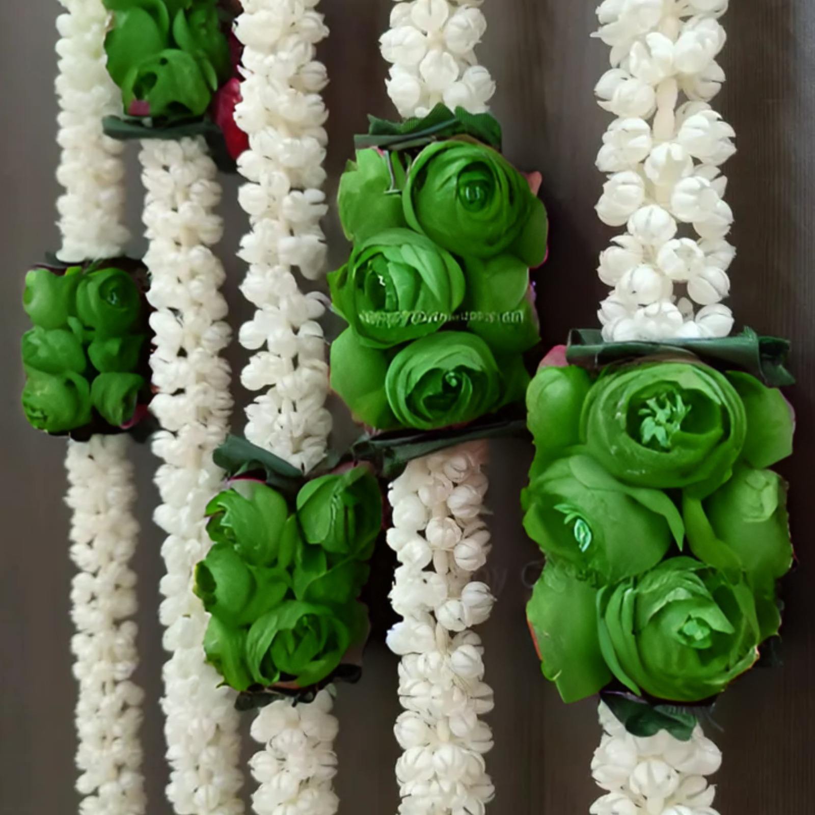 สีเขียว