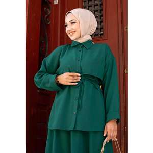 Hijab de tela crepé Juego de 2 piezas Patrón regular Esmeralda Hecho en Turquía - Product Image 1