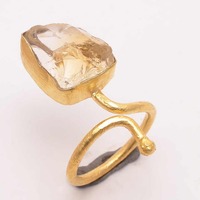 Bague en laiton plaqué or de designer délicate unisexe, faite à la main, ronde, tentacule de pieuvre, style animal, bague classique tendance, taille réglable