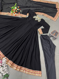 Nuevo diseñador indio étnico vestido de fiesta Look Faux Georgette con bordado pesado vestido de trabajo de lentejuelas parte inferior con vestido Dupatta - Product Image 2
