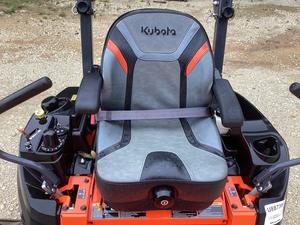 Kubota 60 de 2022 | Cortadora de Césped de Giro Cero, Descarga Lateral |   Excelente Estado - Product Image 2