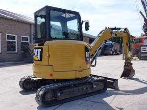Mini-excavatrice compacte sur chenilles CAT 303.5E CR, excavatrice hydraulique de 1 tonne pour travaux de construction et agricoles - Product Image 1