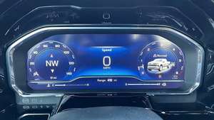 Camioneta Black Widow 2024 1500 RST 4dr Crew Cab 4WD 5.8 Ft. SB, 2.7L Euro IV, 5 Asientos, Volante a la Izquierda - Product Image 2