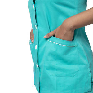 Uniformes médicos de enfermera de corte moderno hechos a medida para mujer, tela de algodón suave de ajuste cómodo para clínicas y hospitales - Product Image 2