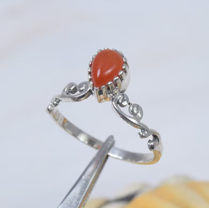 Bague unisexe en argent sterling 925 avec pierres précieuses, bijoux de créateur faits à la main, cornaline rouge en forme de poire, cadeau de Noël chrétien de style mignon - Product Image 1
