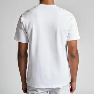 เสื้อยืดผ้าฝ้าย100% ออร์แกนิกสำหรับผู้ชายสั่งทำพร้อมโลโก้ผ้าพิมพ์ลายตัวอักษร220กรัมผ้าถัก - Product Image 3